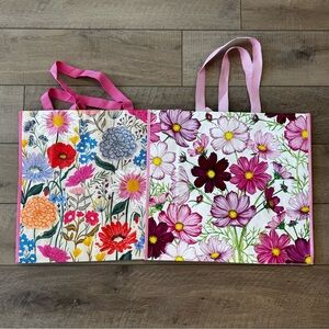 Homegoods TJMaxx Marshalls Viral Flower Print Shopper Tote Bags Set of 2 NWOT